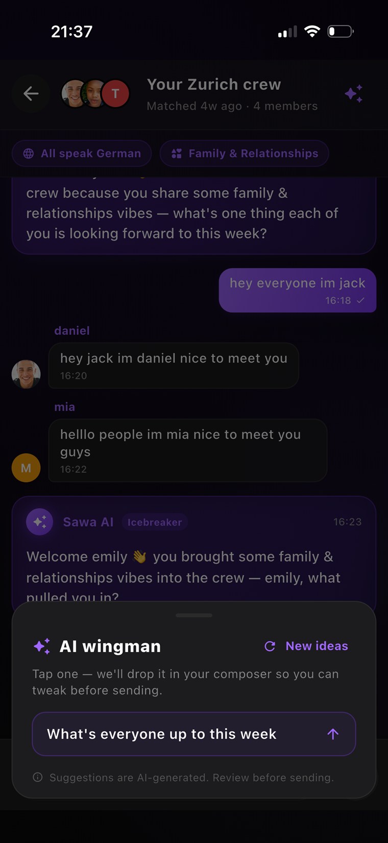 Sawa group chat with AI wingman suggestions
